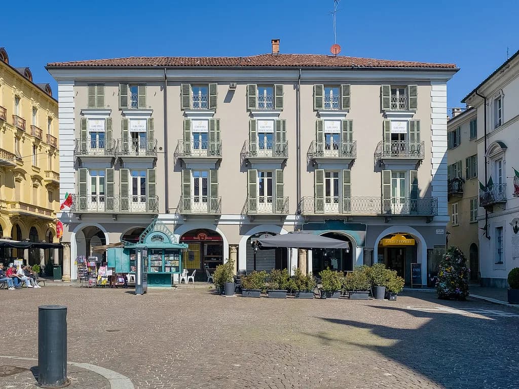 Douja d'Or Festival Guide: Asti's September Wine Celebration
