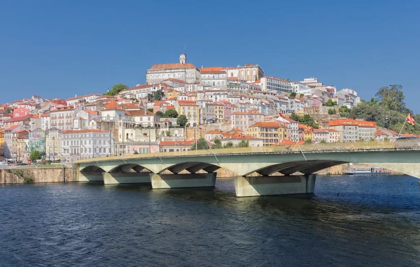 Festa da Rainha Santa in Coimbra: Processions, City Holiday & Visitor Tips