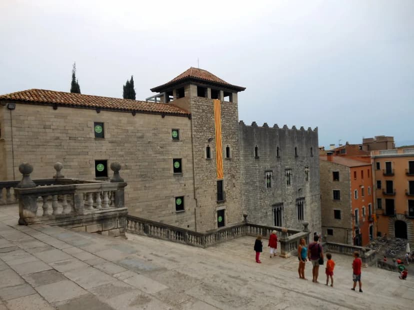How to See Castellers in Girona: Festivals, Etiquette & Best Spots