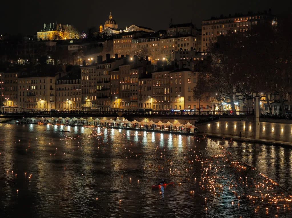Lyon Festival of Lights: Complete Visitor Guide (Dates, Sites & Tips)
