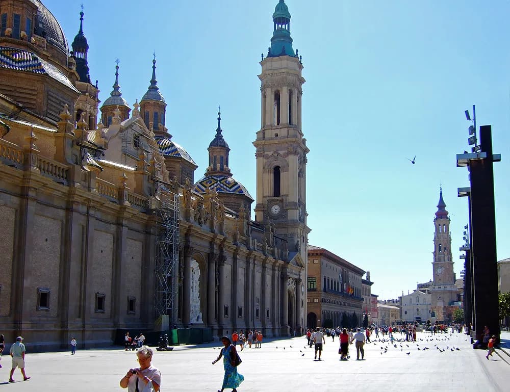 Ofrenda de Flores Zaragoza Tips: How to Participate or Watch
