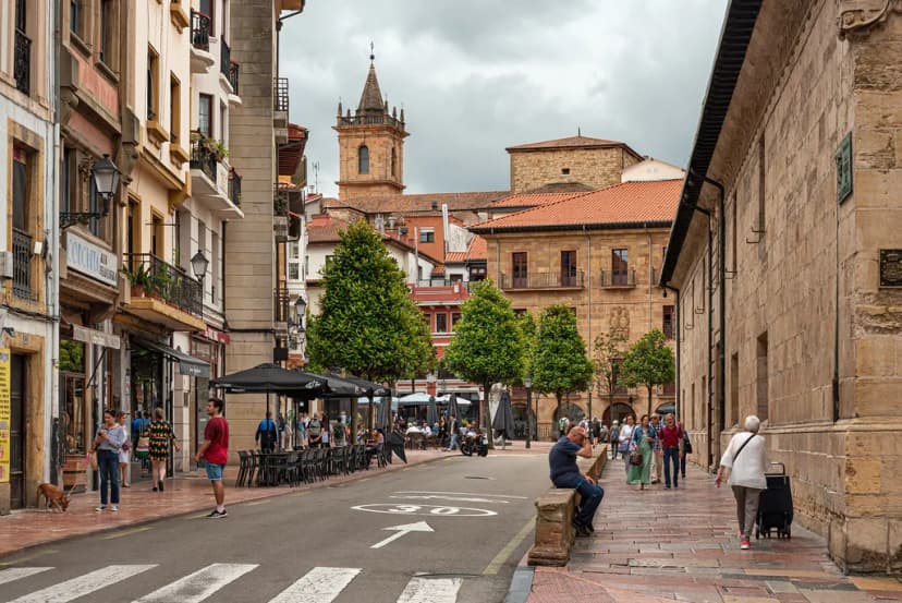 Semana Santa in Oviedo: Processions, Traditions, and Practical Tips