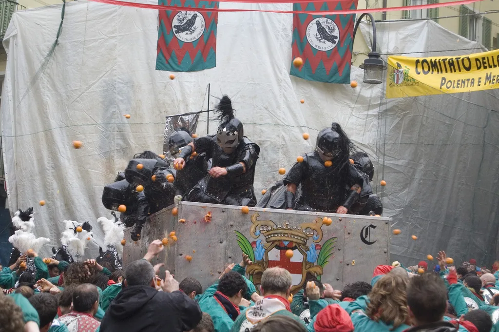 Borghetto Battle of Oranges - Battaglia delle Arance 2007 - Ivrea — 2