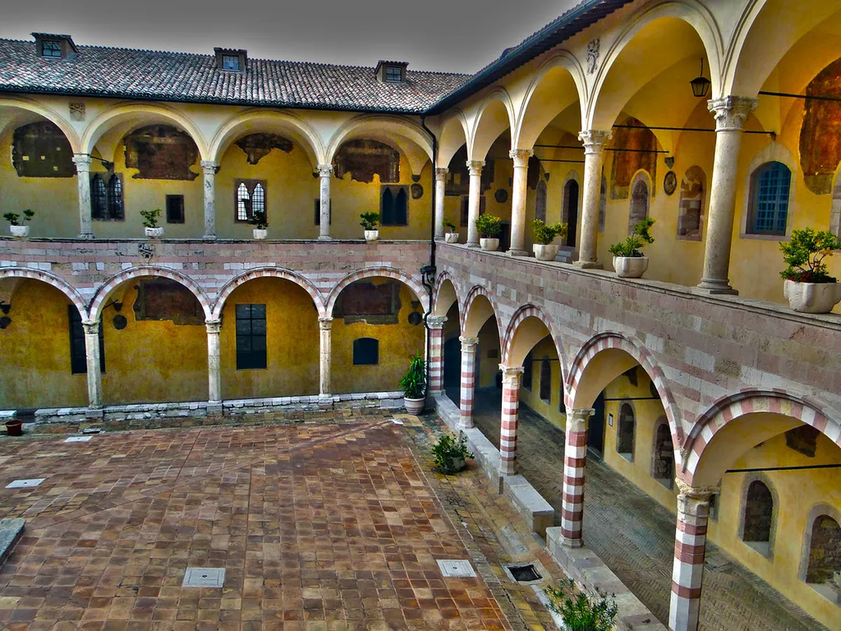 Getting to Melpignano and Where to Stay in Perugia