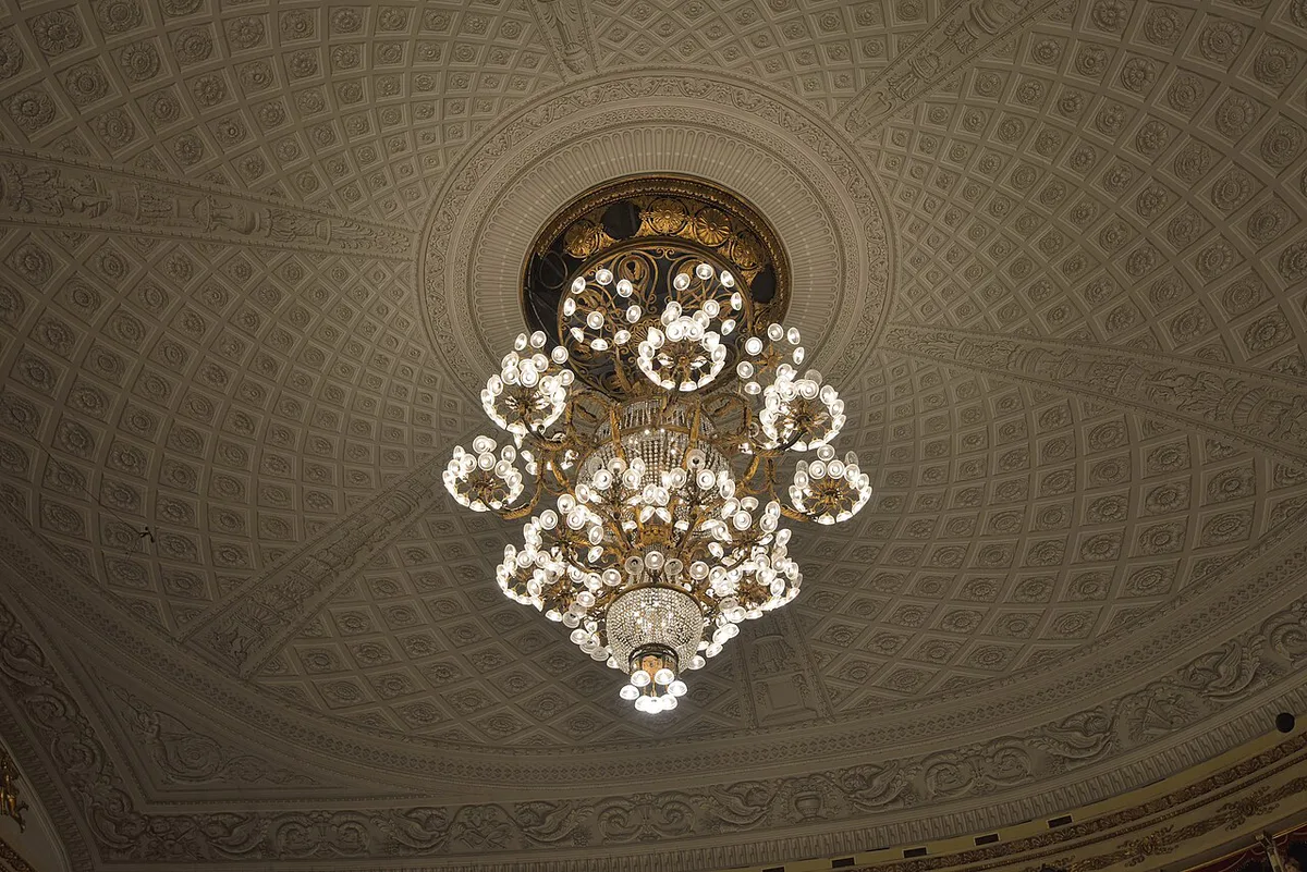 Teatro alla Scala lampadario Milan — 1