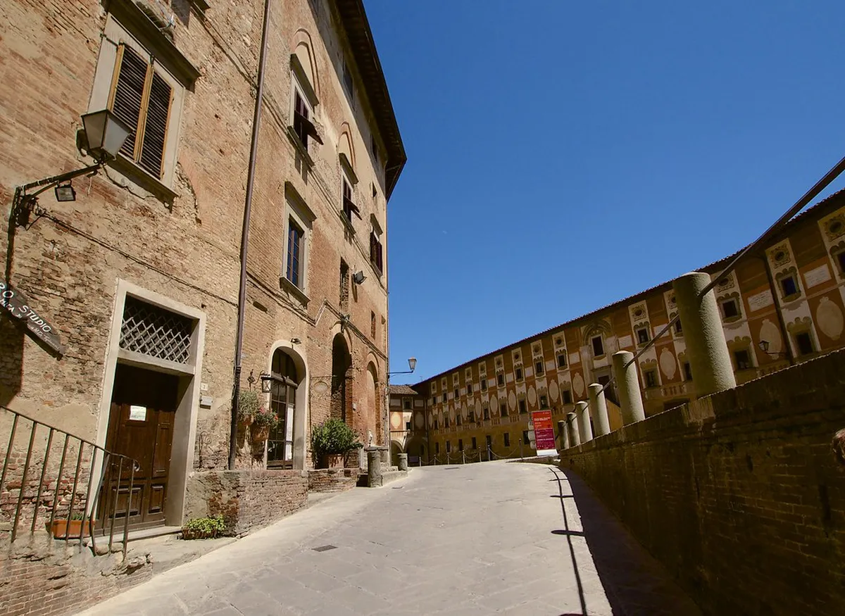 Costs, Booking Windows, and Cancellation Terms in San-Miniato