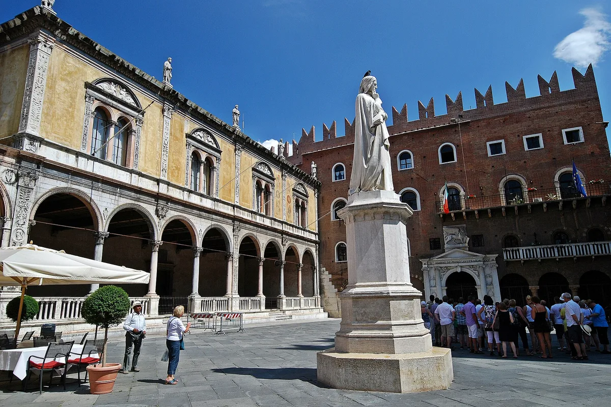 Piazza dei Signori in Verona